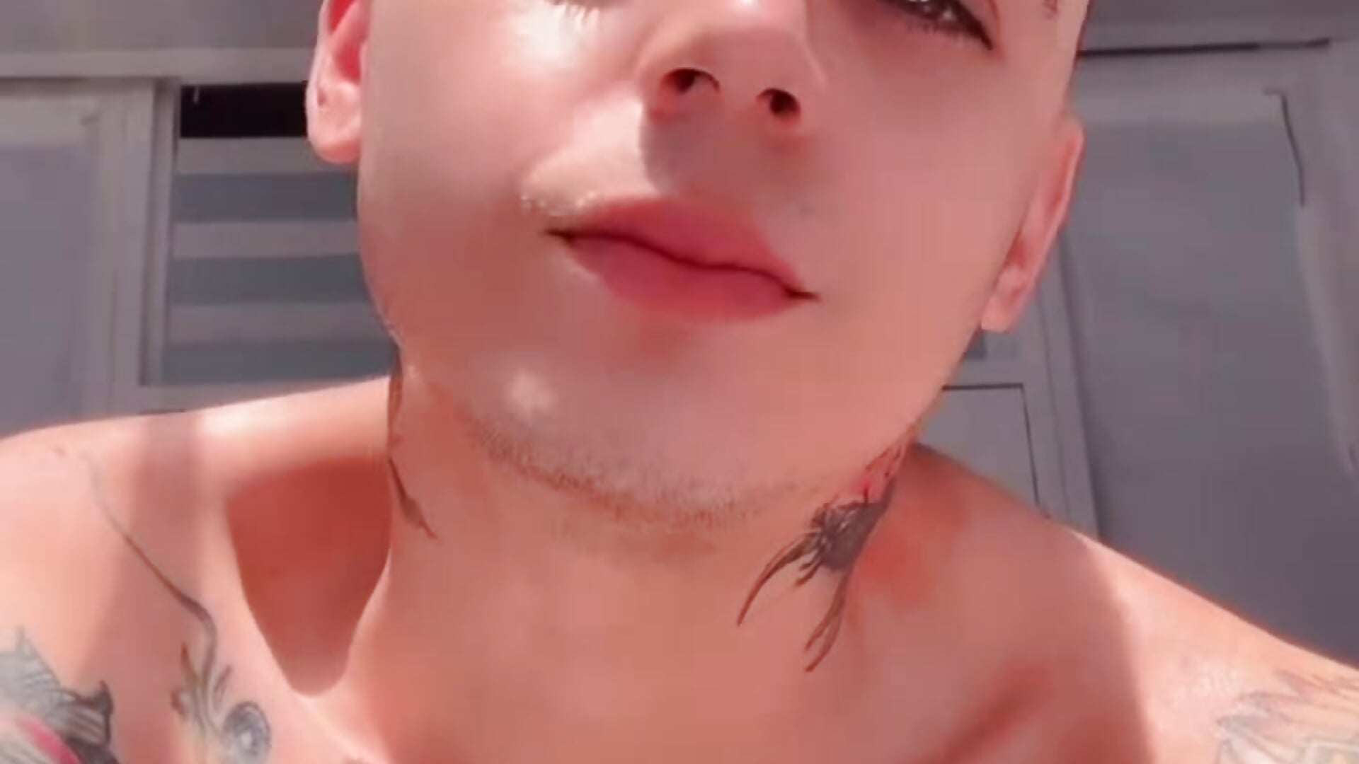 I love the sun 🥵 - video by Tanjiro_Evan cam model