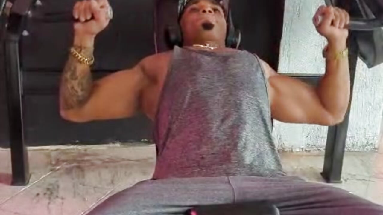 GYM TIME - video by _MACCARTHY_TAYLOR cam model