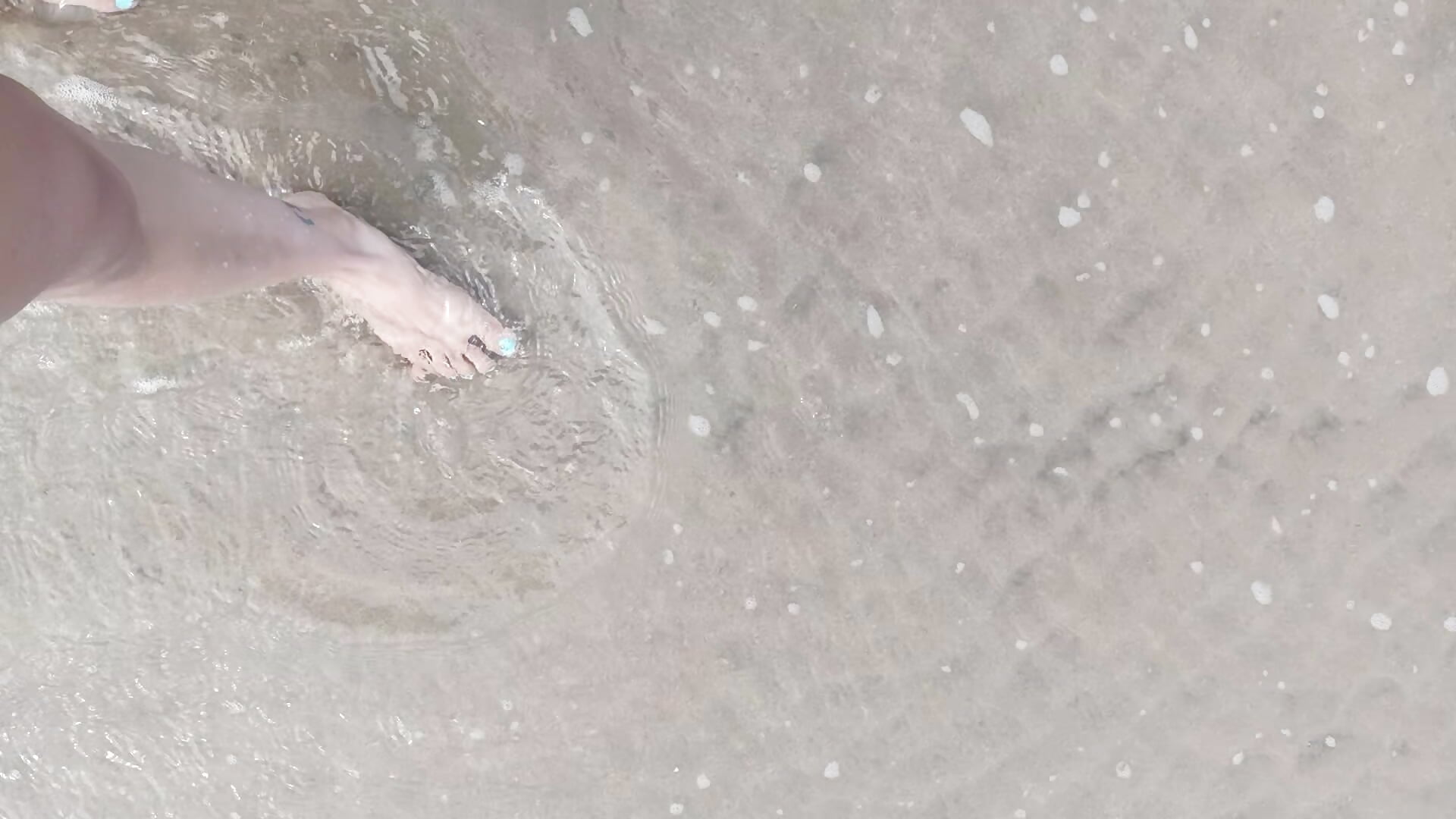 VID_20250101_122437602 - video av MoonBlueSex cam model