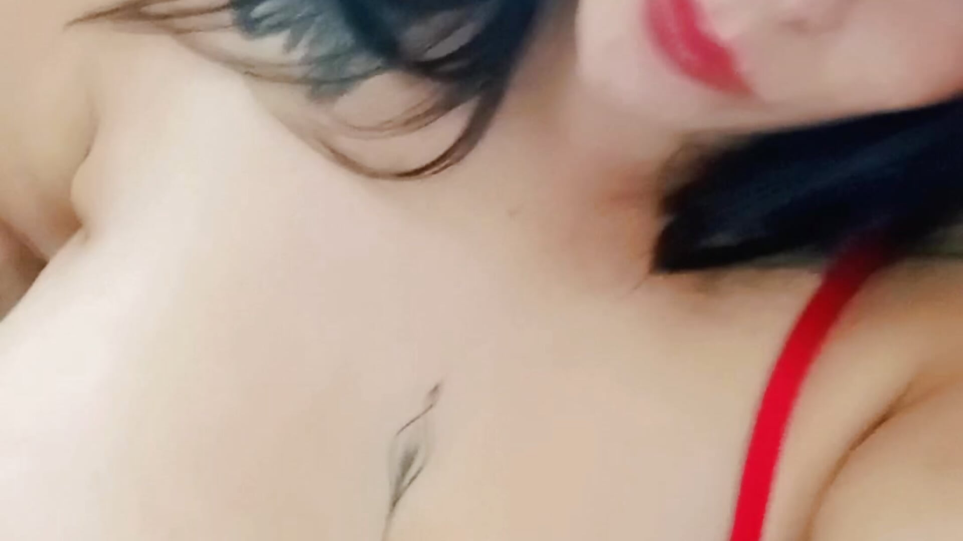 Enjoy my body 🤤 - Vídeo de Lolagolden1, modelo de vídeos
