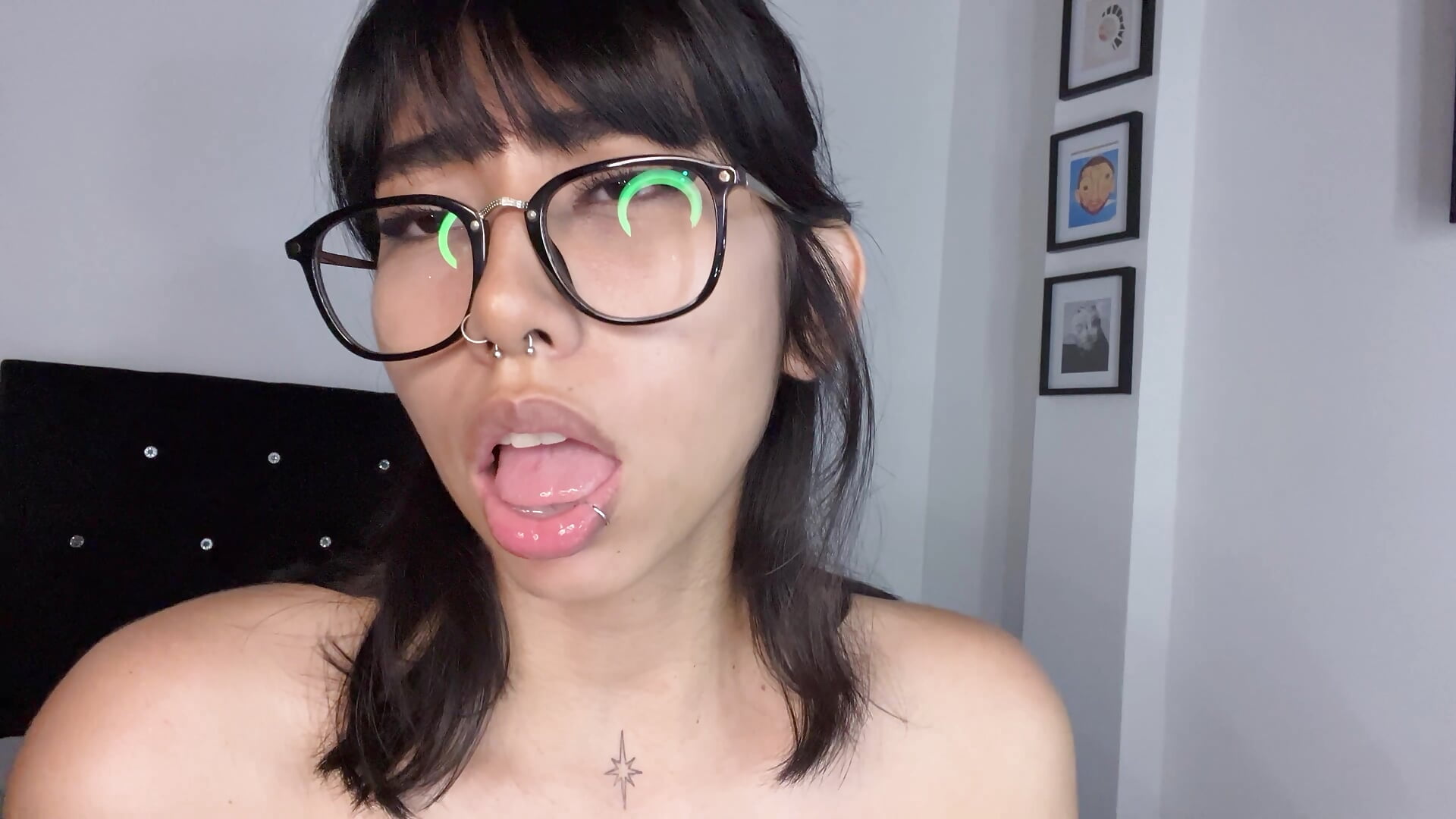 Suck - video by Dai_girl cam model