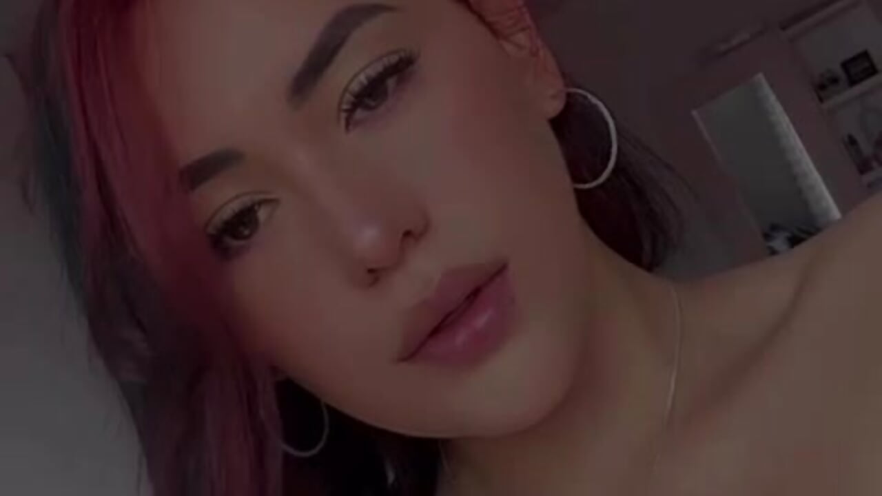 🤍🥰 - video by 6gaaby cam model