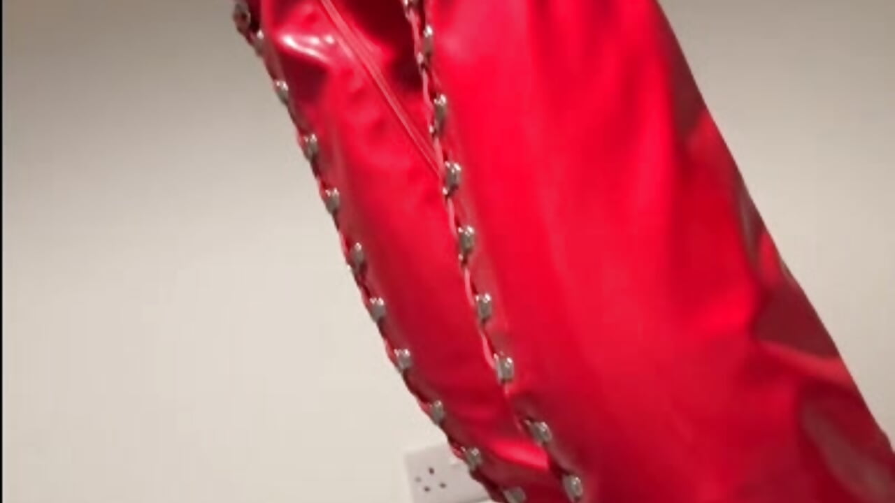 Happy 47th Birthday to me - video av BarbiBentley cam-modell