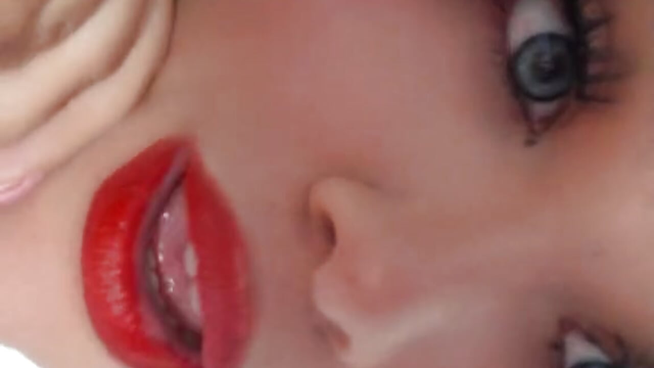 Will You Stay With Me? 😏 - video by Alanna-sloppy cam model
