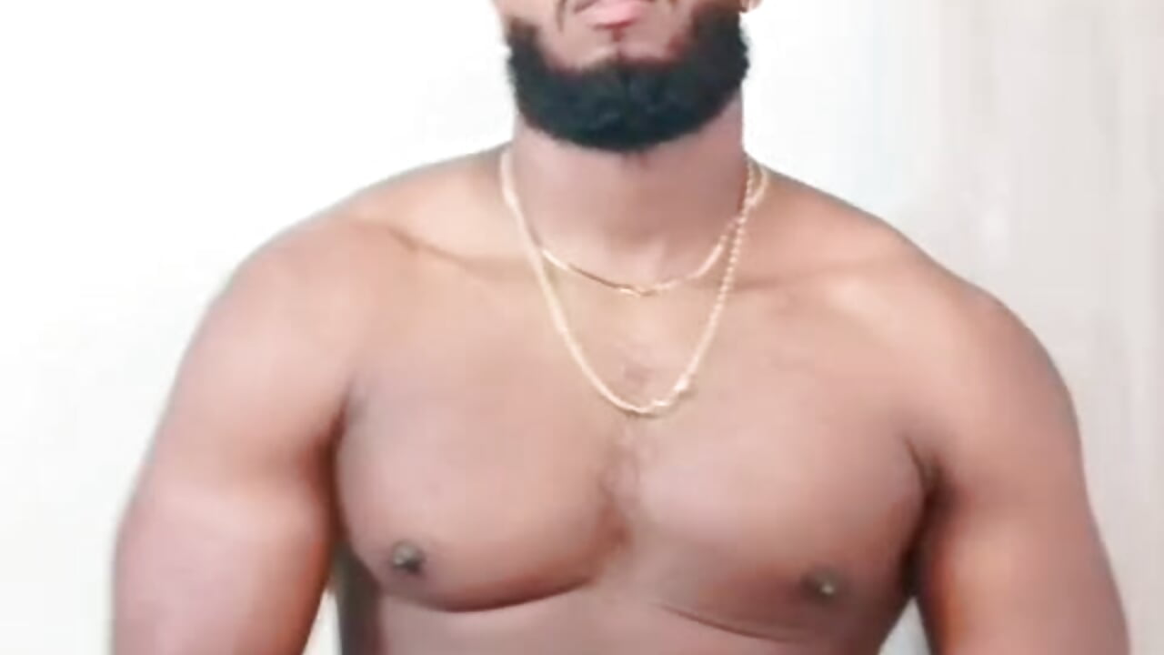 WhatsApp Video 2025-08-06 at 12,27,04 AM - video di lebron_million modella di cam