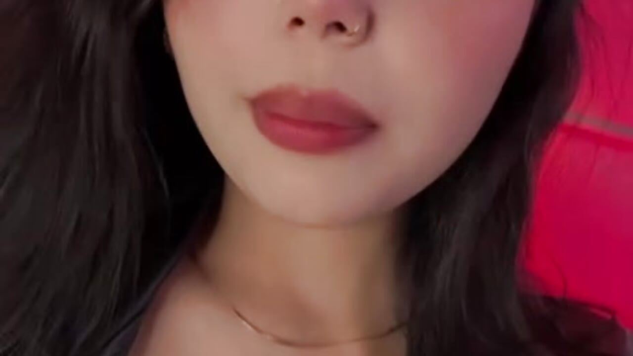 Rub nipples🍒 - video od modelky/modela sophieee_art