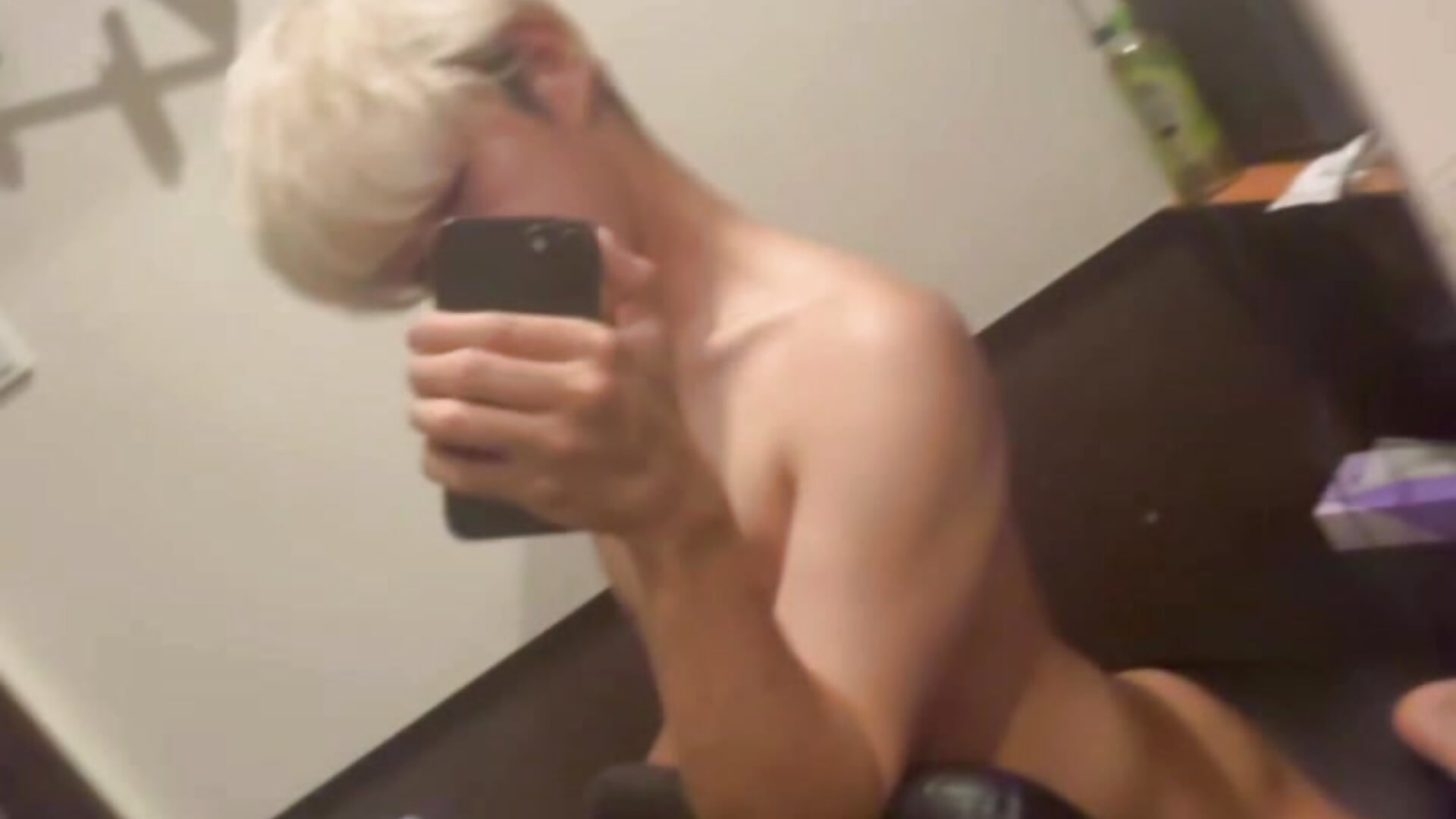 腰振り－カメラキャストのakkan_6868の動画