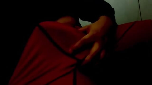 Davidhdz1988Jj – popularni video modela na kameri 9683