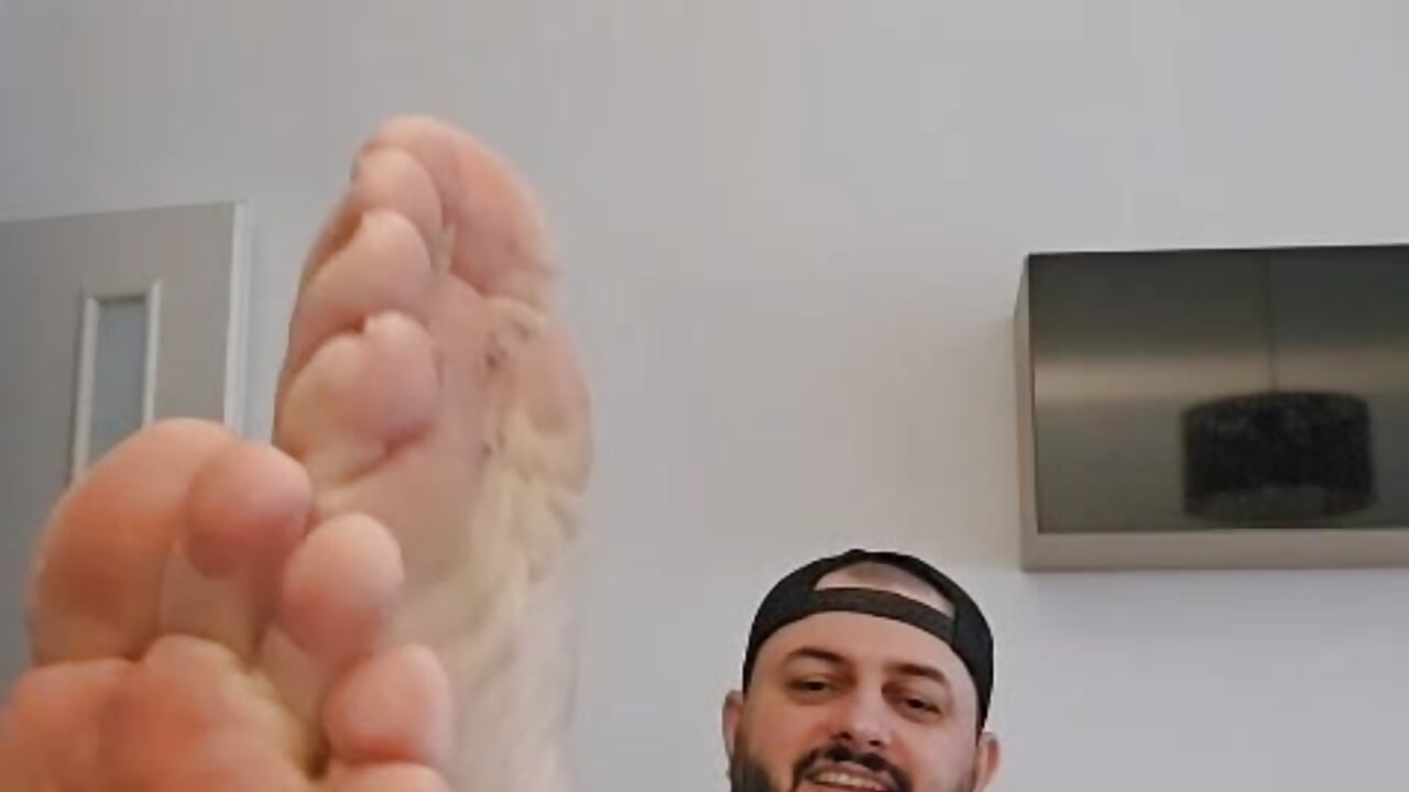 Feet tease, Master needs massage - video by DravenPeak cam model