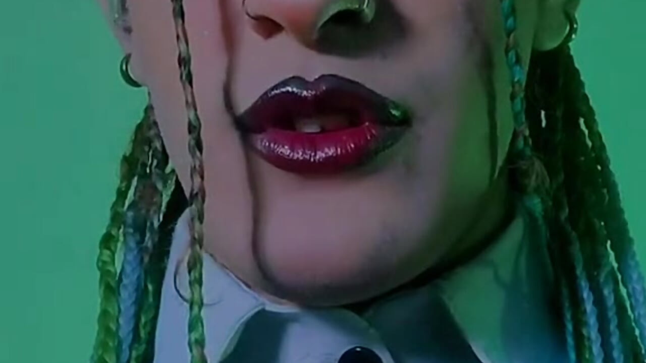 Villana - video di cJude modella di cam