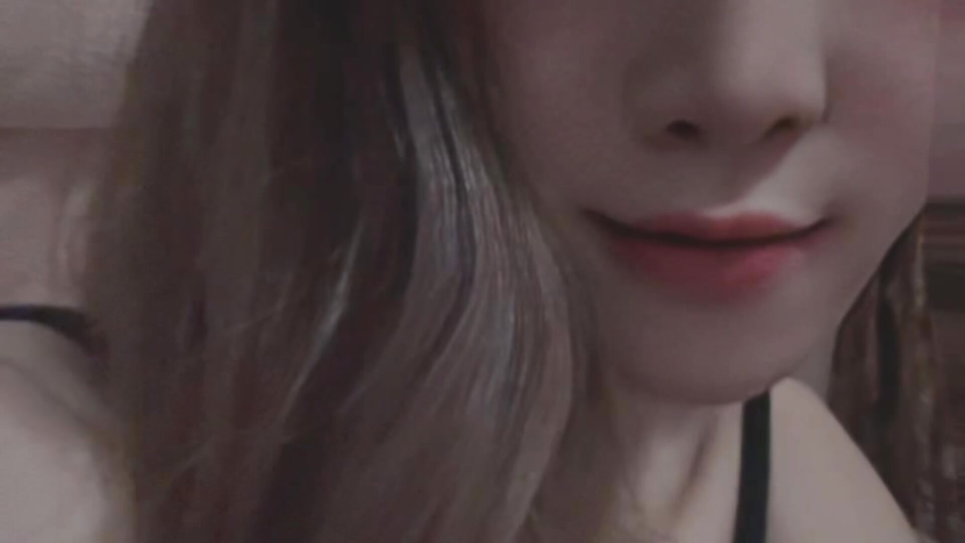 e3f841fe353548689498f00686b2cb49 - video by littleqiu cam model