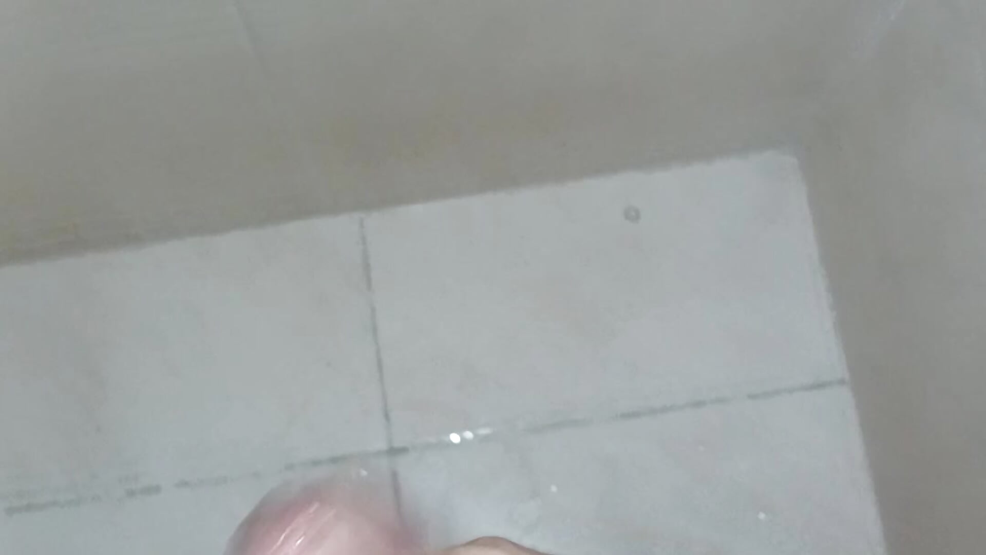 Hot milk in the bathroom－カメラキャストのelectra_hamiltonの動画