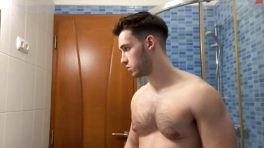 Masturbate hard 1 - vídeo de la modelo de cam Raveman