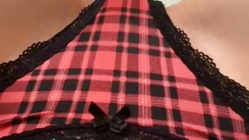 77662745932__0581F2AF-1220-4DDA-B258-7C6F70157F44 - video by Heissemaus03819 cam model