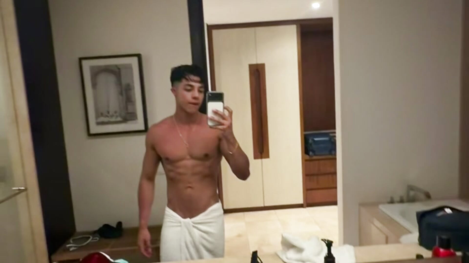 🤪 - відео від вебкаммоделі Troye_Williams