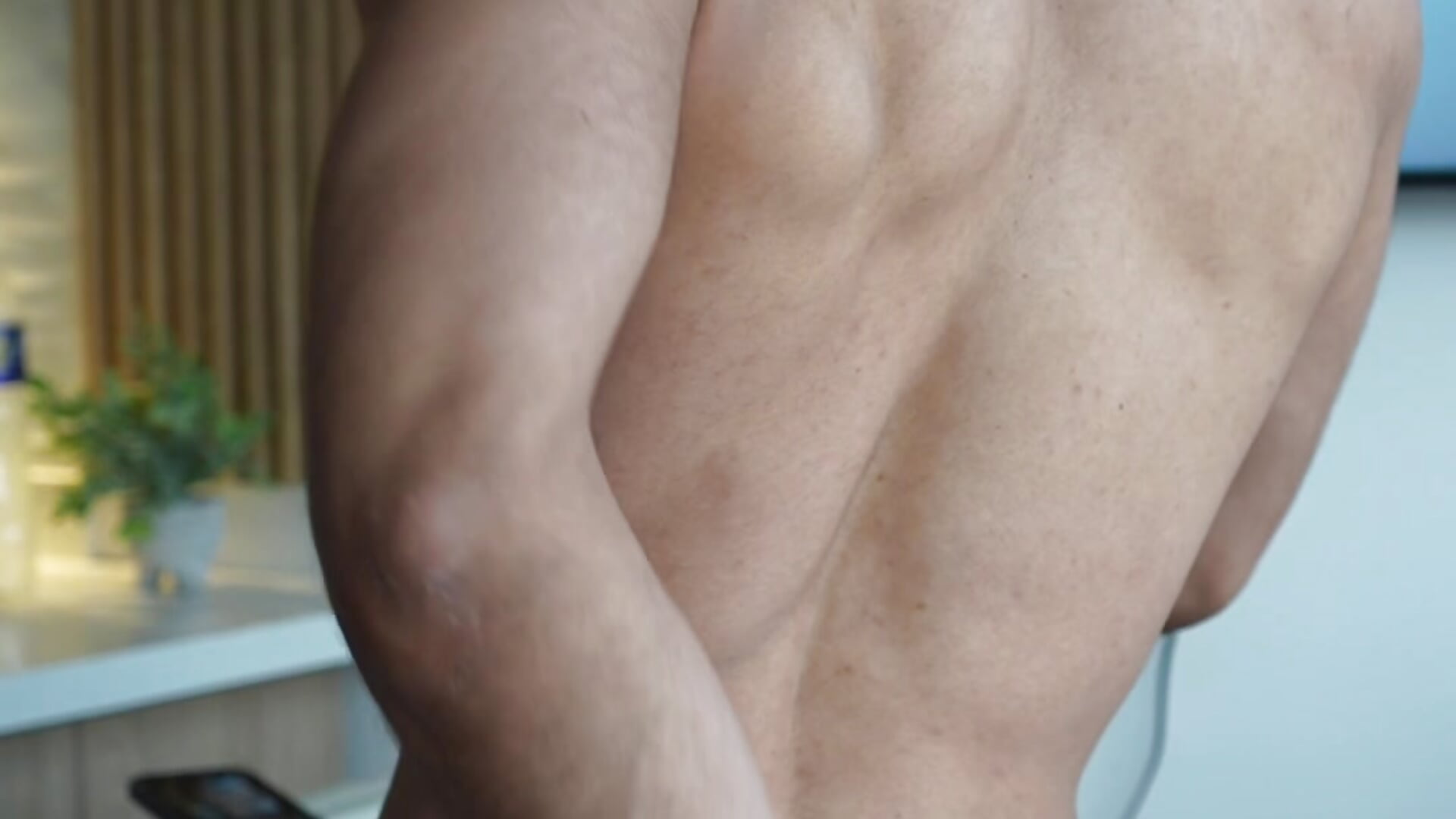 🙈 - Troye_Williams adlı kamera modelinin videosu