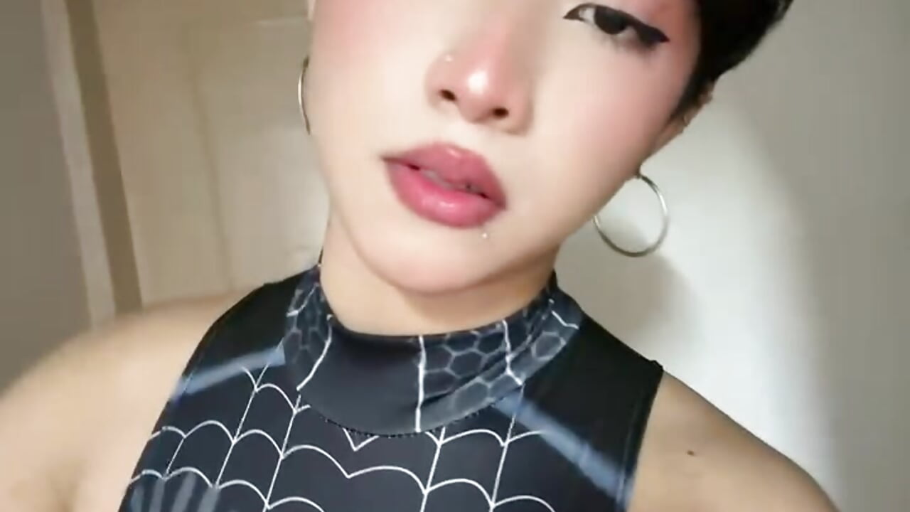 You’re not just attractive… you’re dangerous - Video von Creamy_Angelo Cam-Model