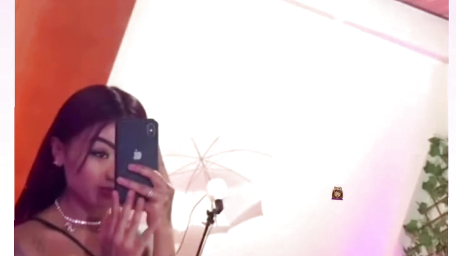 🫶🏻 - video by Dirty_isabella18 cam model