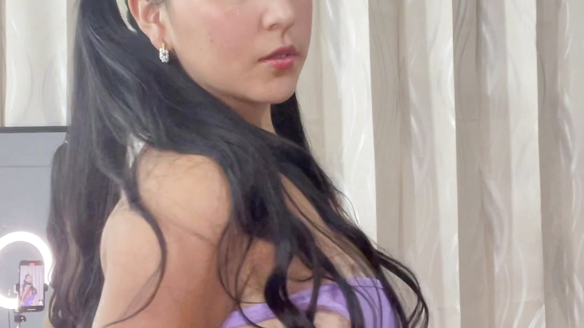 Saluditoss - video by Hiaanniphililps012 cam model