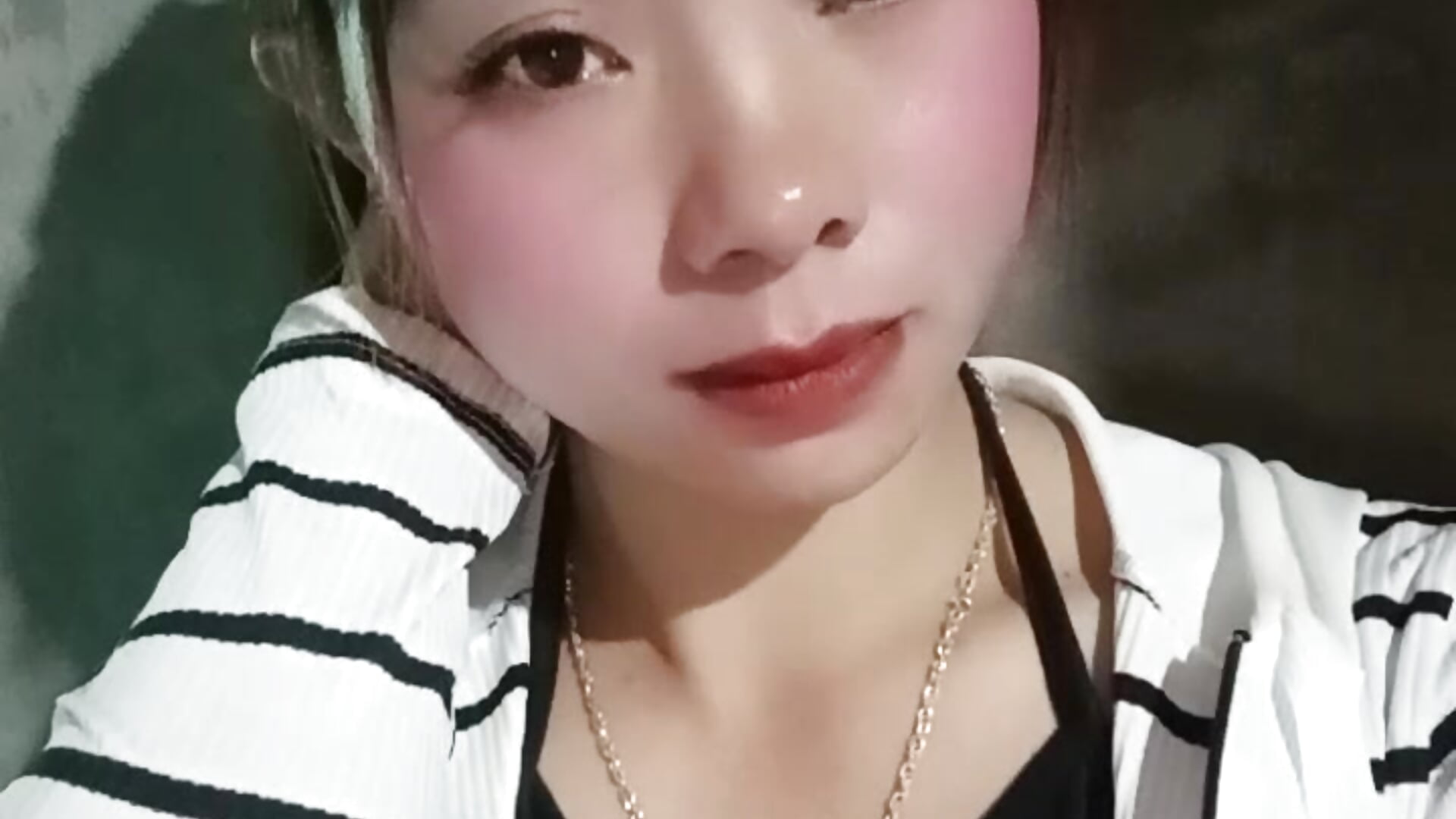 2025-12-05-122155688.mp4 - milo123-xx 캠 모델의 동영상