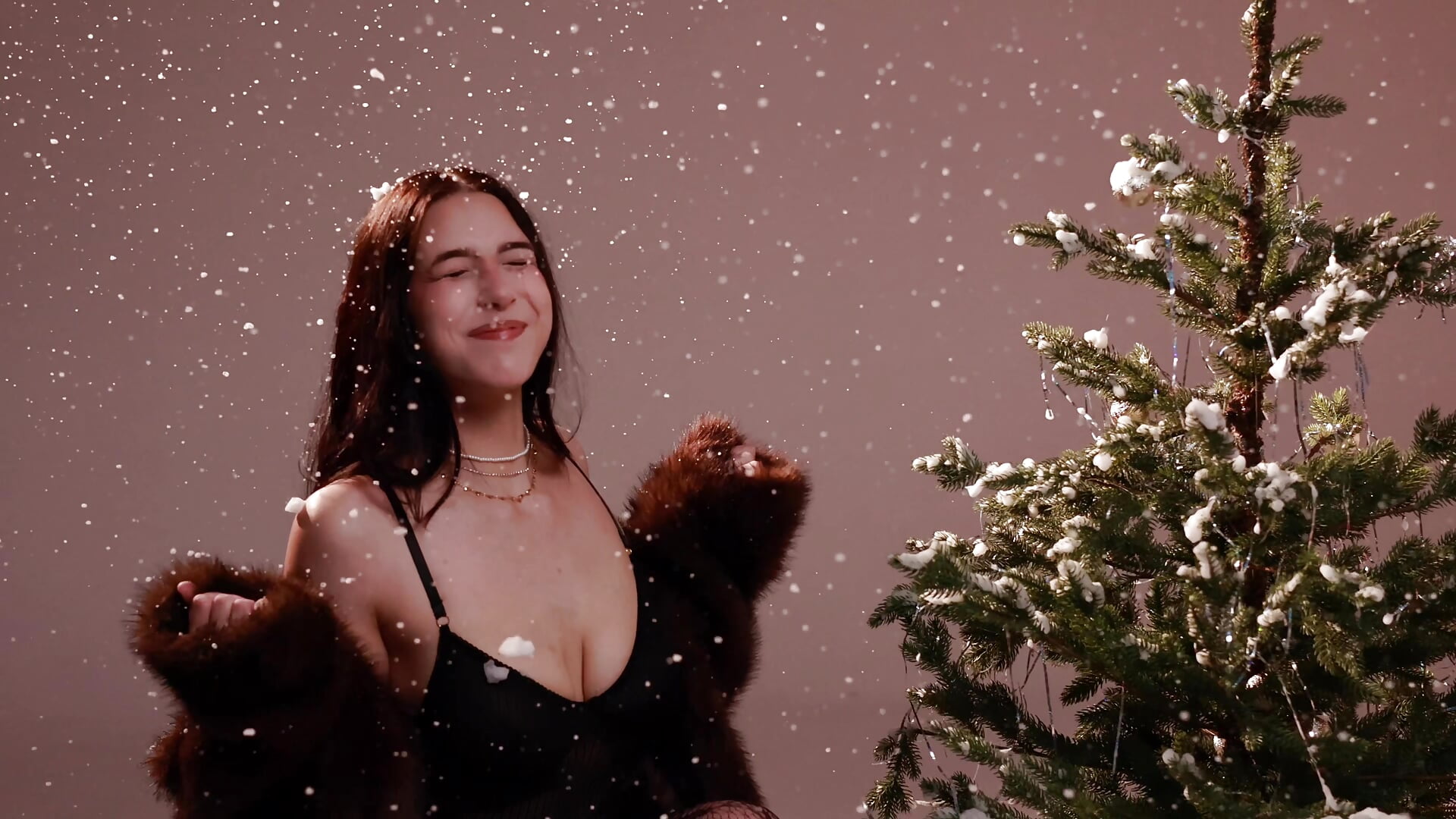 🎁🎄MERRY CHRISTMAS🎄🎁 - EviaRabasca 캠 모델의 동영상