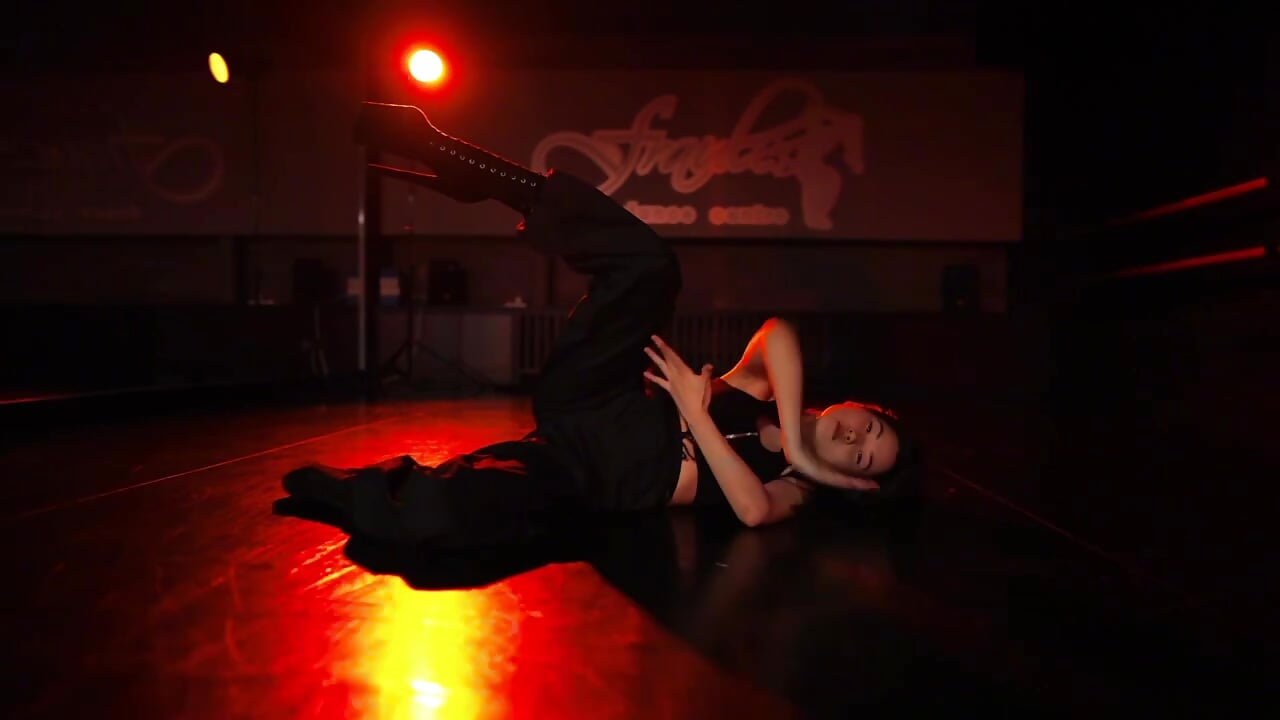 my hot dance in heels