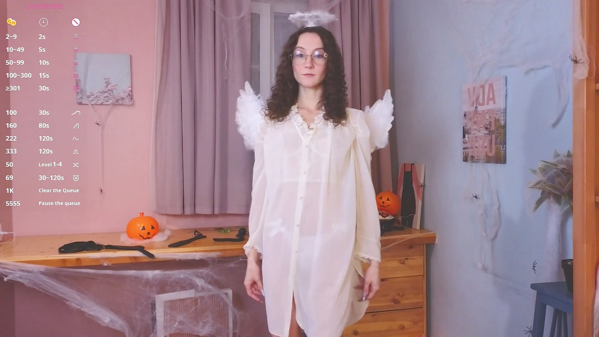 Haloween 2025 - video by laracroftmansion cam model