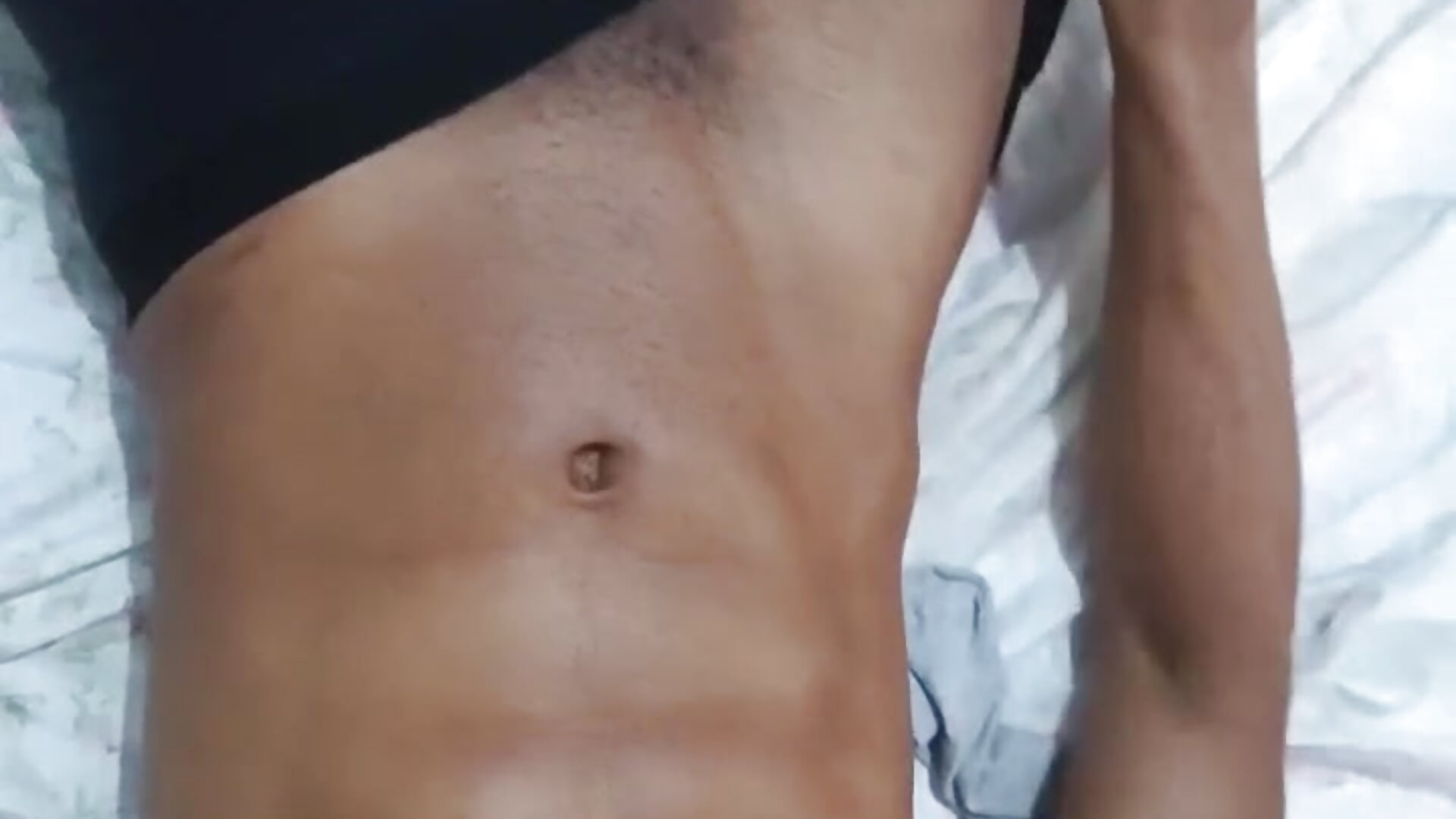 Waking up horny - vídeo de kadu_berti modelo de câmara