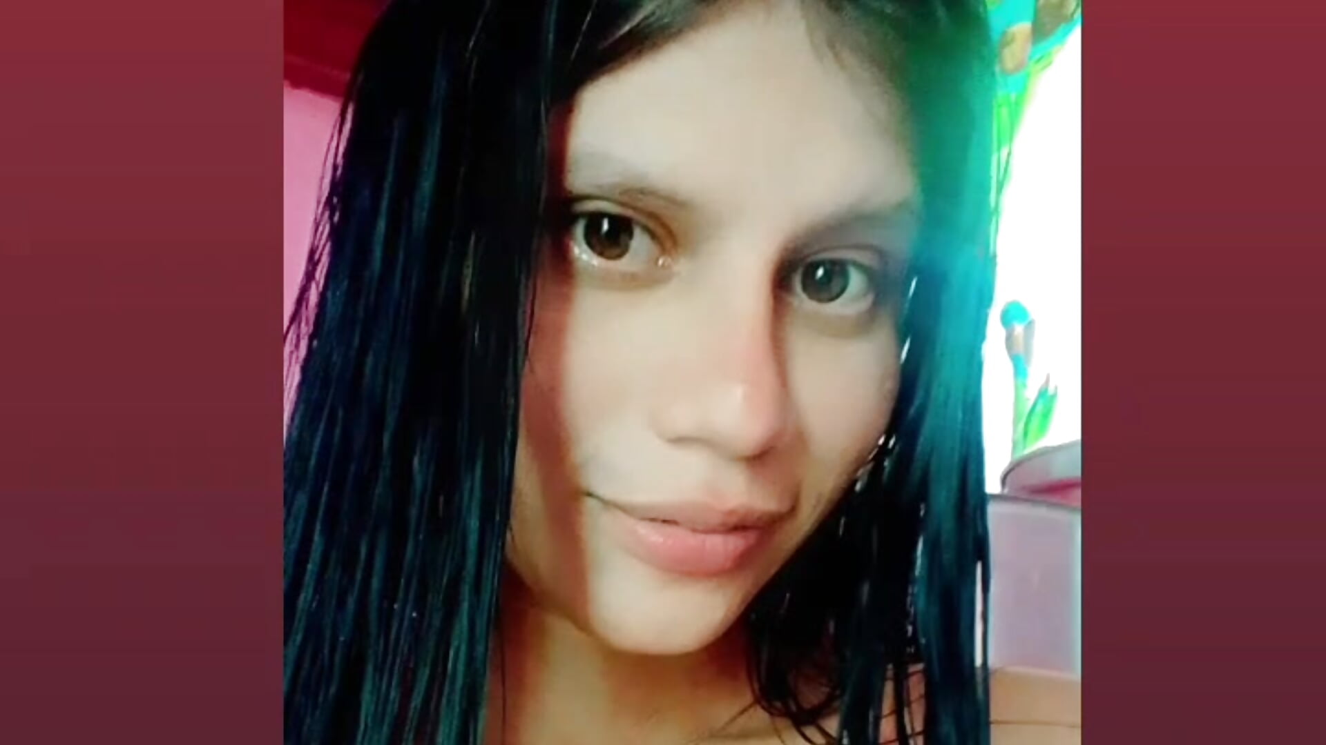 1000579995 – video modela na kameri chiquitaputa