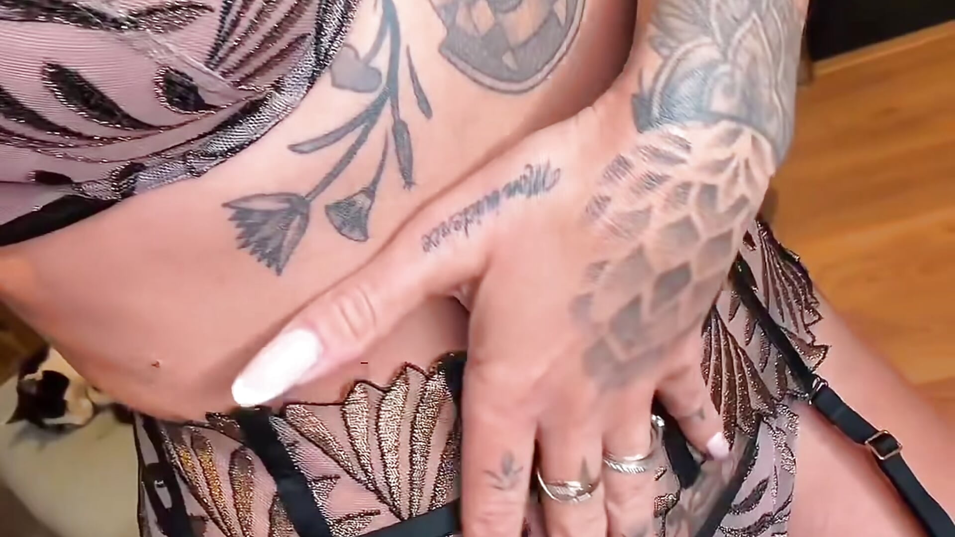 Lingerie fine – video od webkamerové modelky AmyStone__