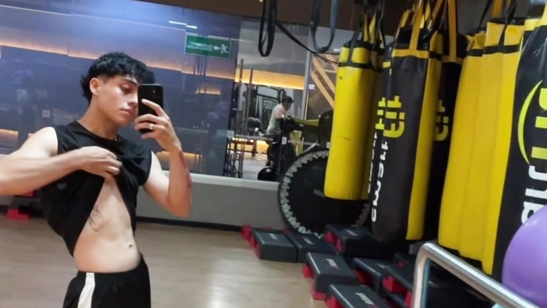 Gym🥵 - vidéo du modèle de showcams Dani_rivass