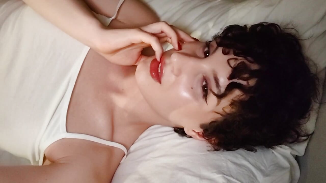 very sensual video - video của người mẫu cam Adeline_Perle