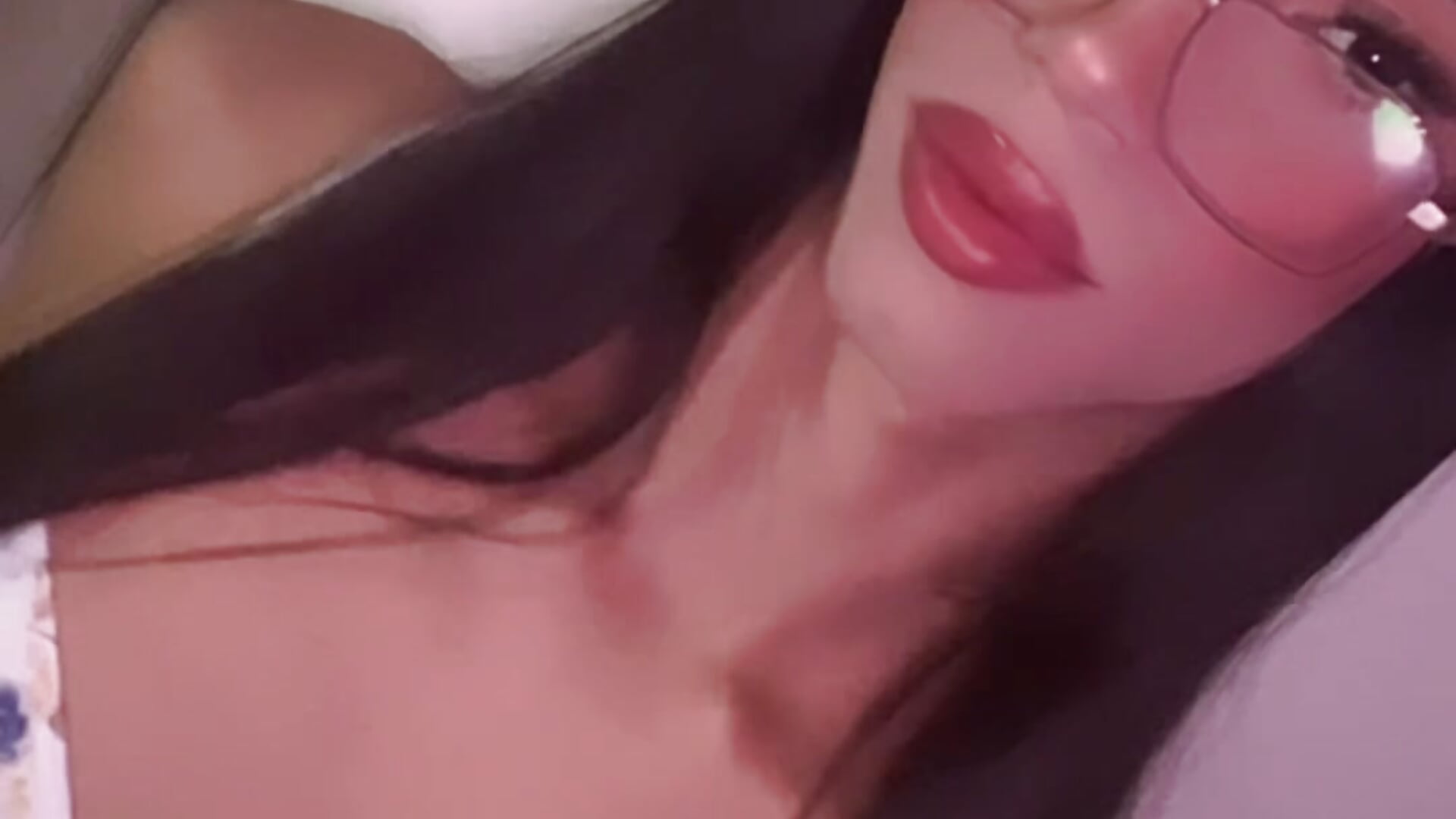 🌹🌹   – video modela na kameri REINA_ADAHARA