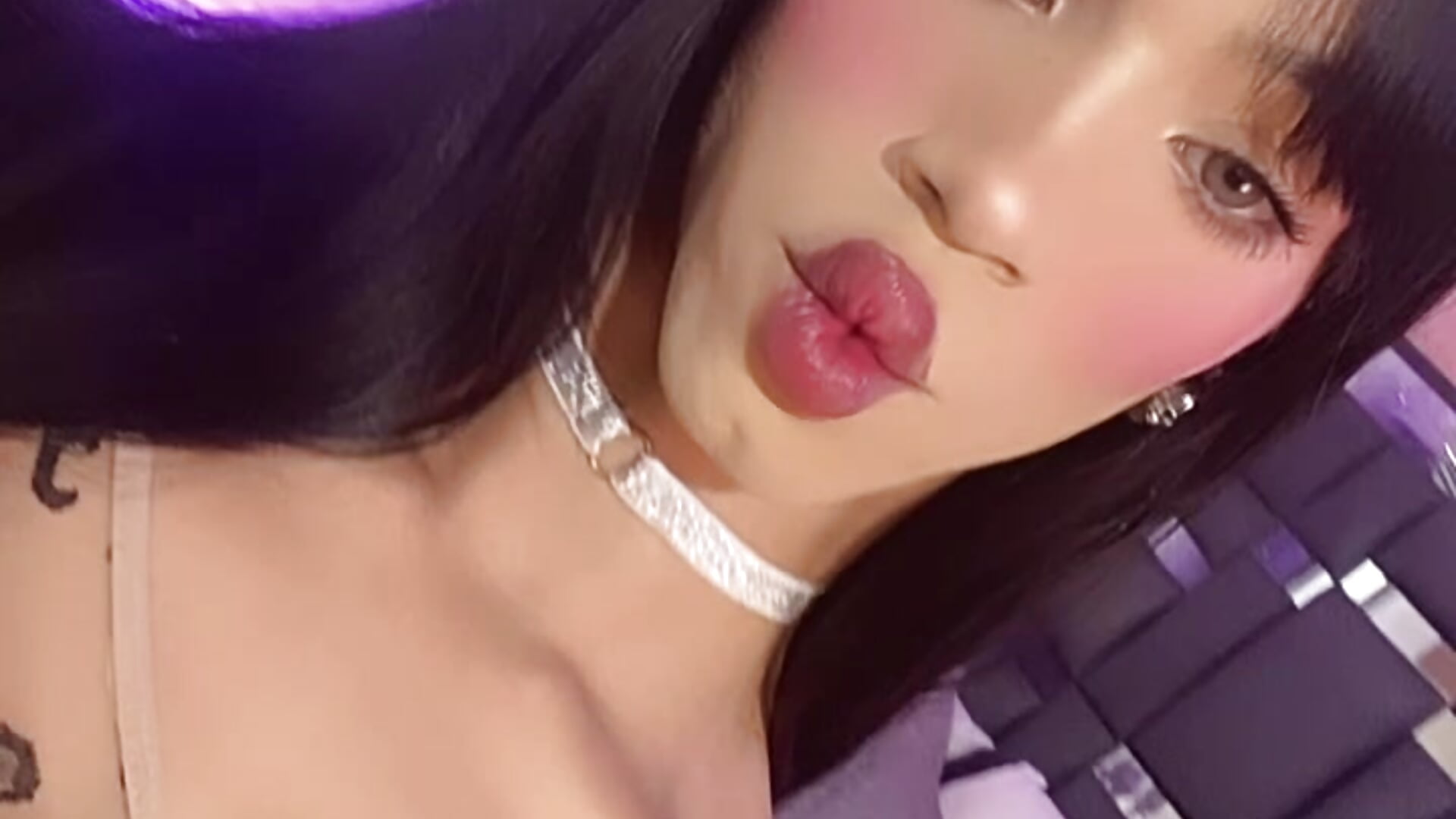 1870547f30234e40be74fde0bf6ad478 - REINA_ADAHARA 캠 모델의 동영상