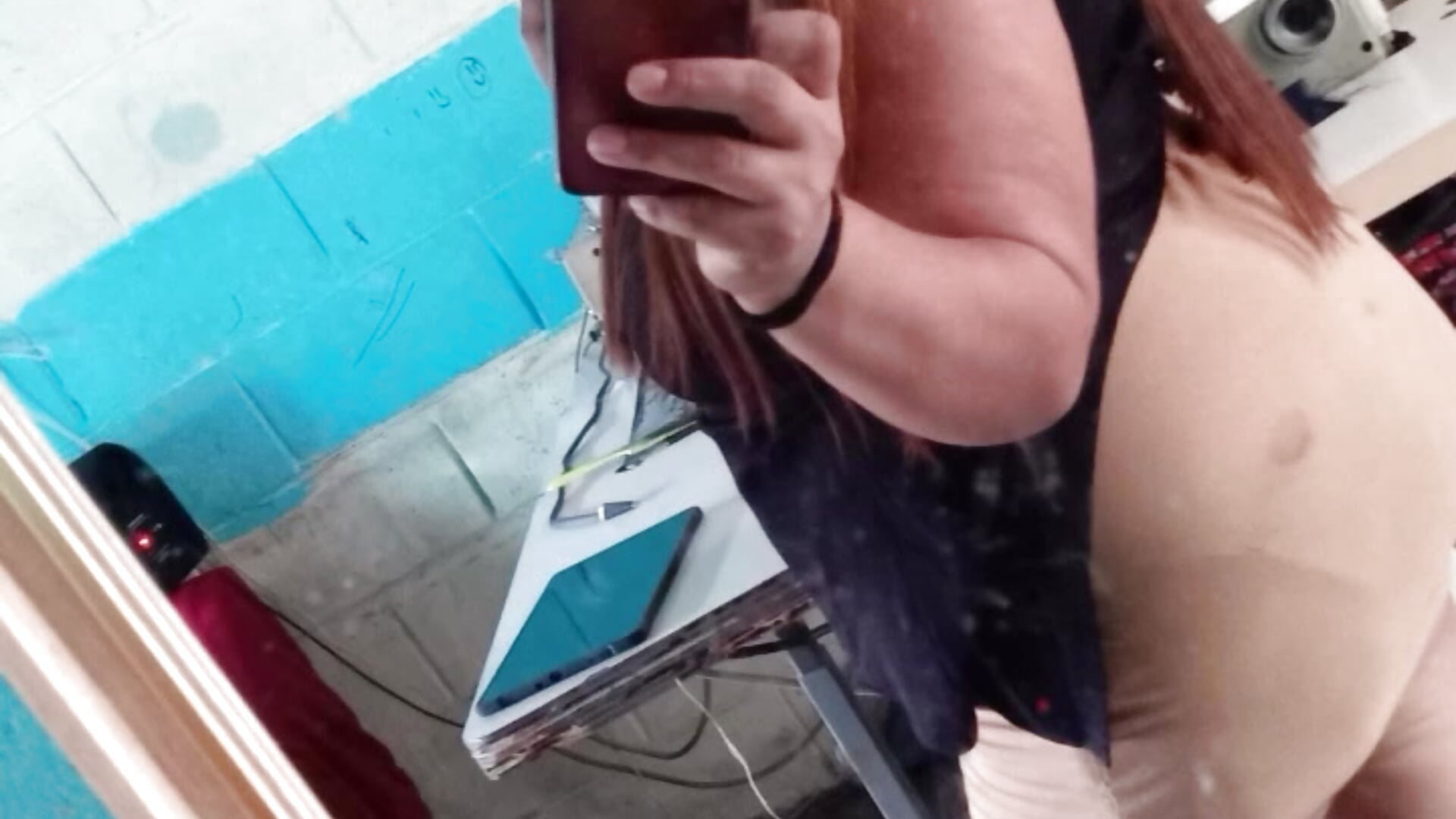 Mesiento feliz - video by ClabelFlame cam model