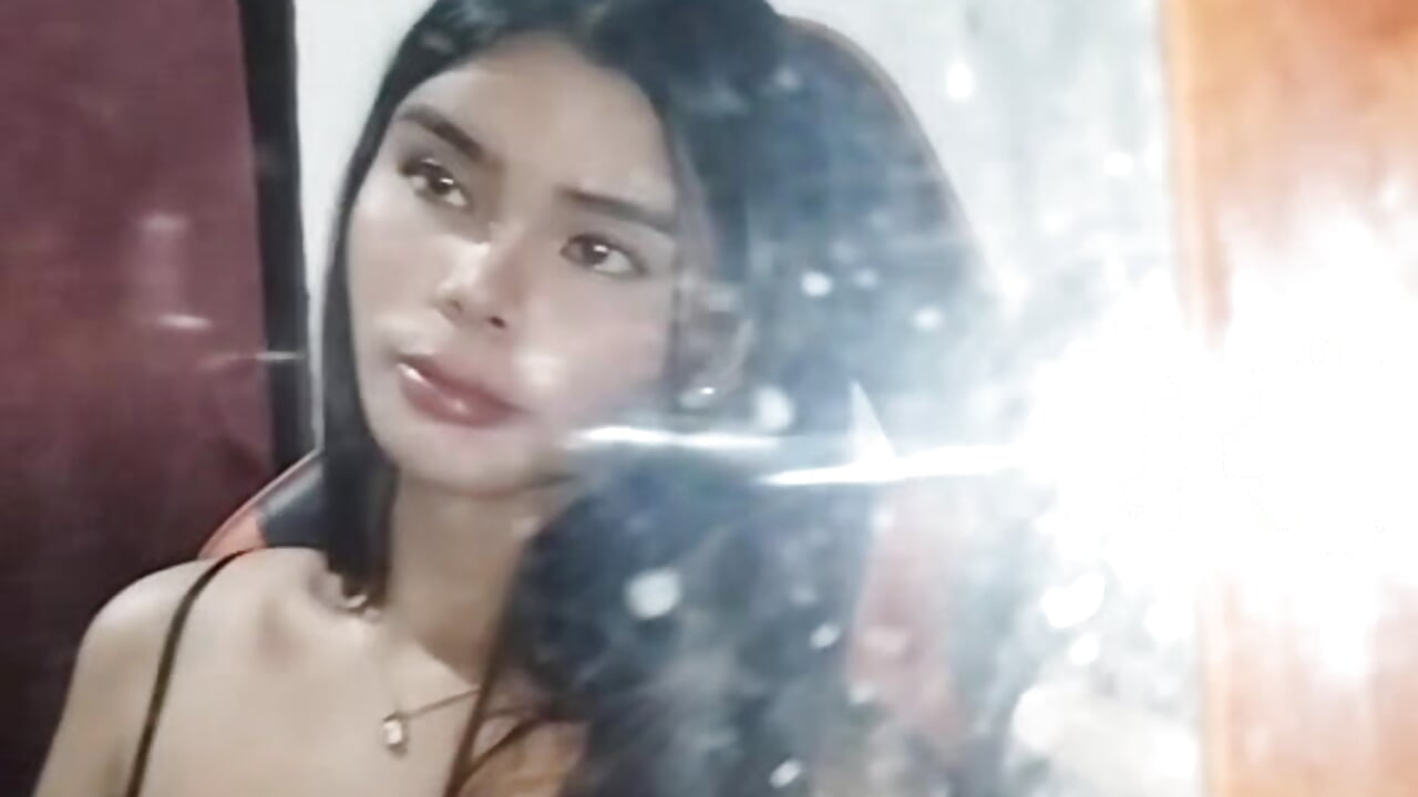 2026-09-01-210538345 - video oleh dianne_swift kamera model