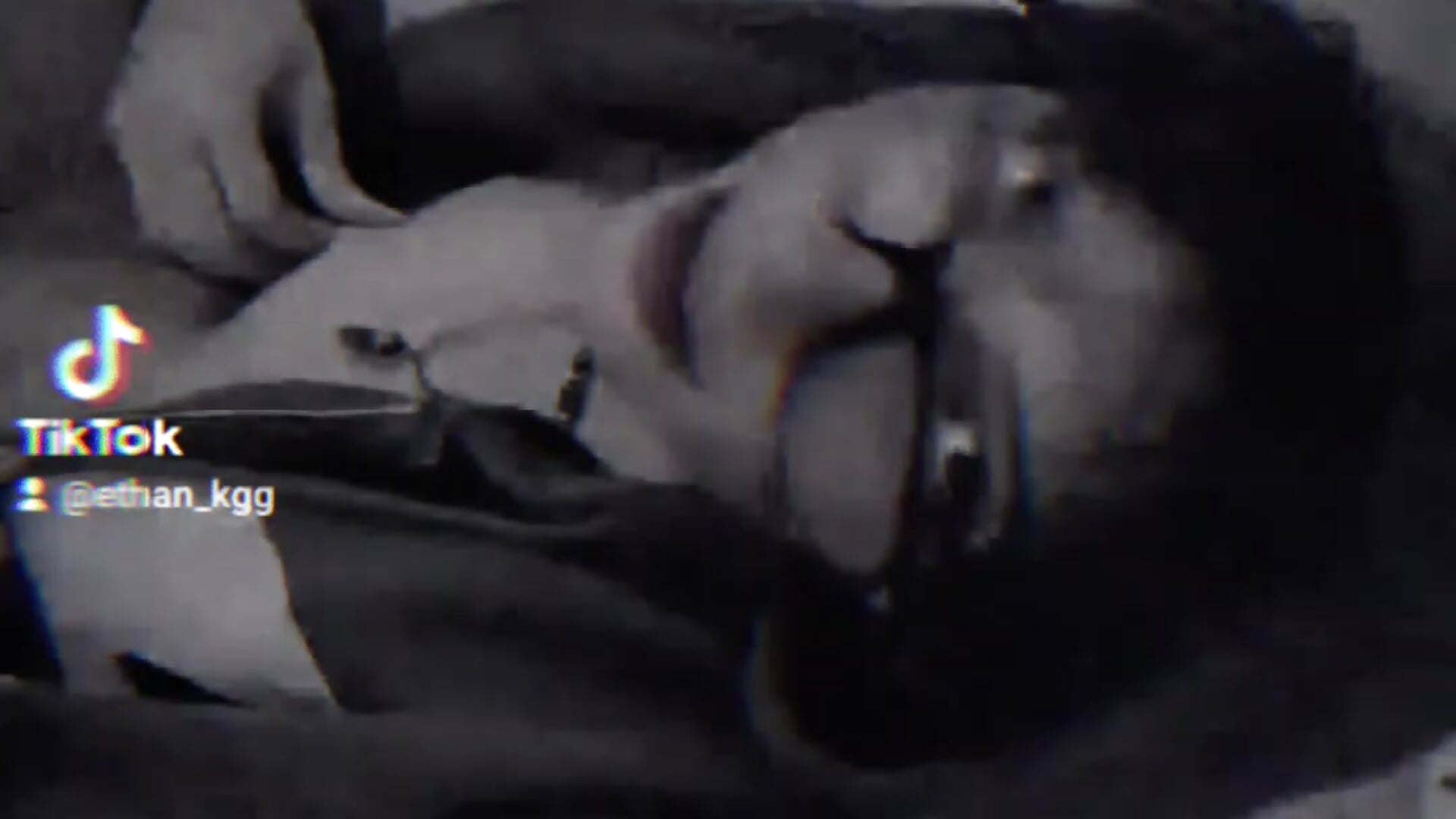 1000169892 - video by Thedoll_ethan7 cam model