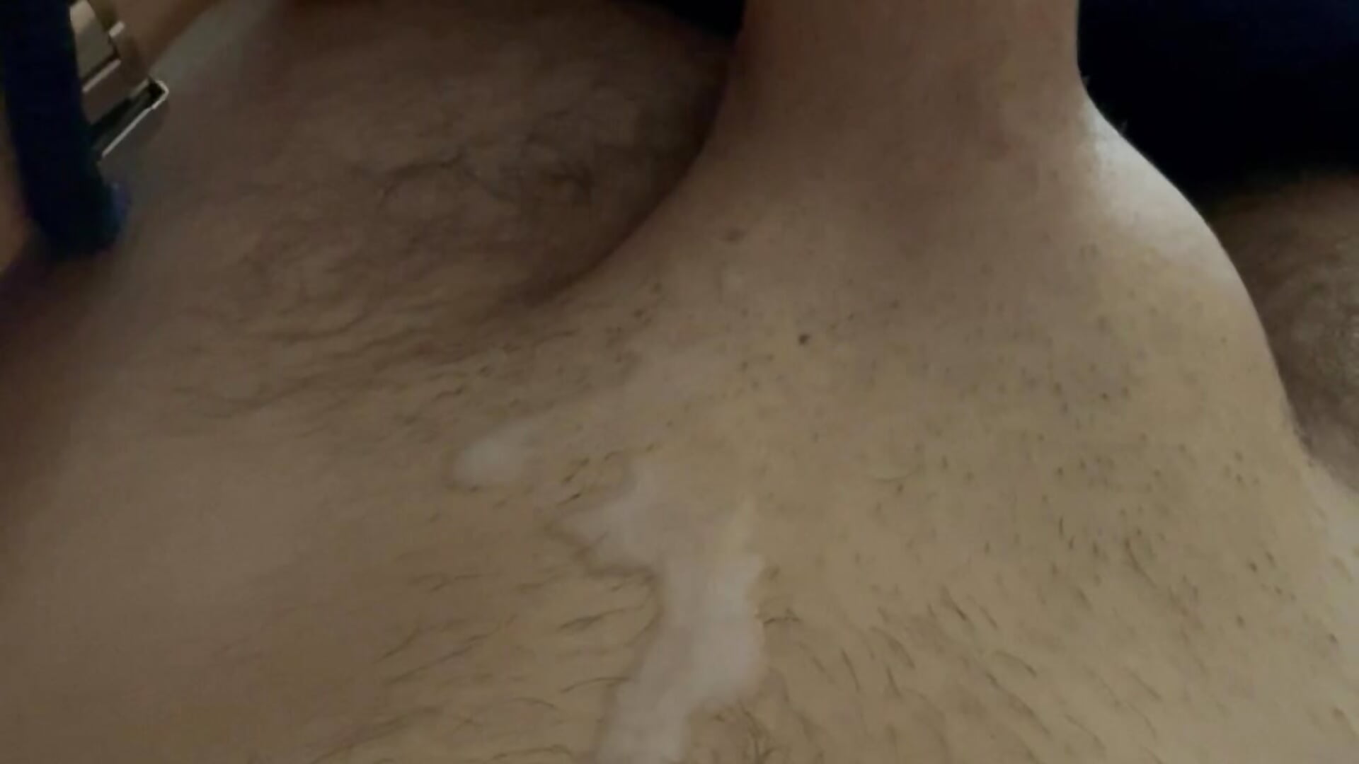 Big cum - video by Alphamuscle001 cam model