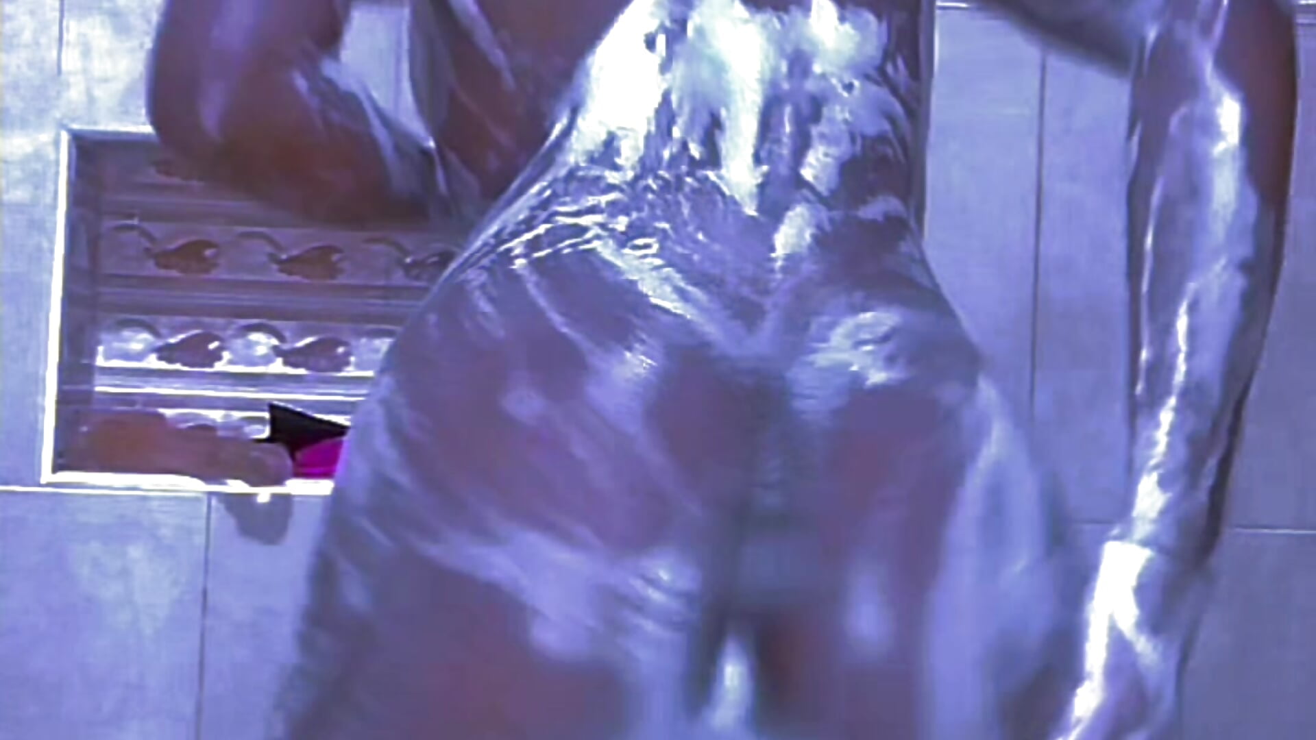 Twerking in the shower💦 - PinkSkyyy 캠 모델의 동영상