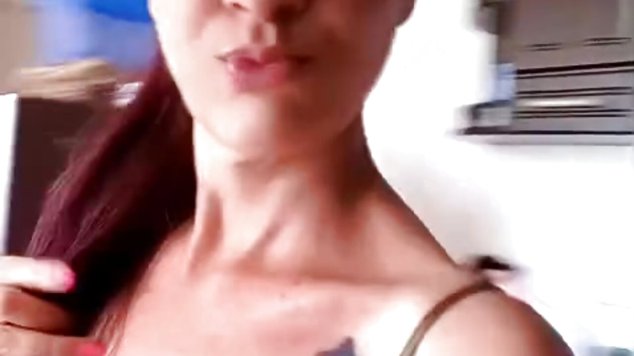 1000344005.mp4 - video by ScarleetJonson cam model