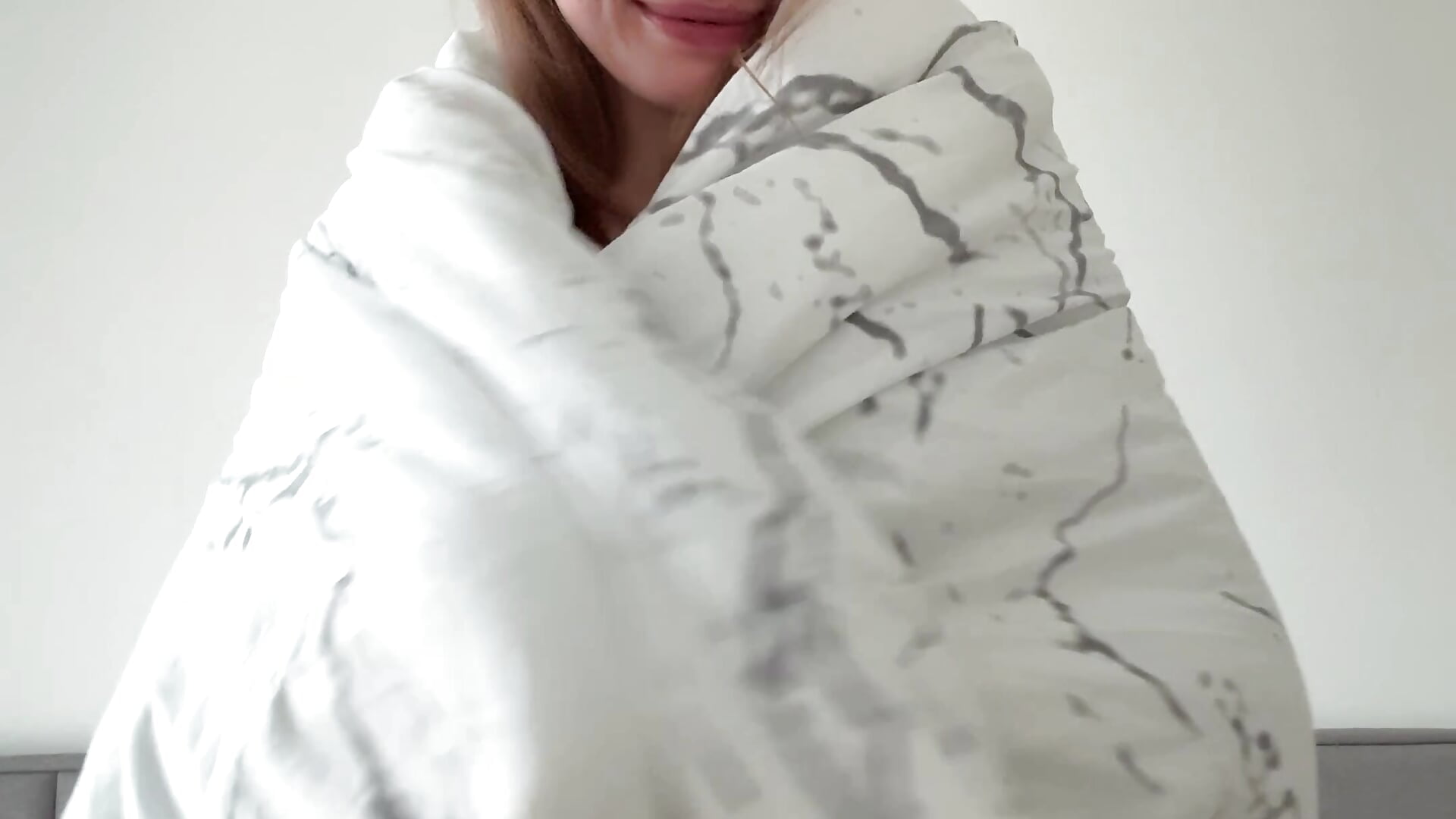 Sleeep - video by SMELLSEX