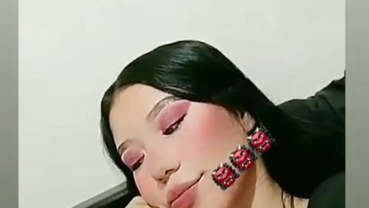 ❤️‍🔥 - vídeo de la modelo de cam sweetabbey