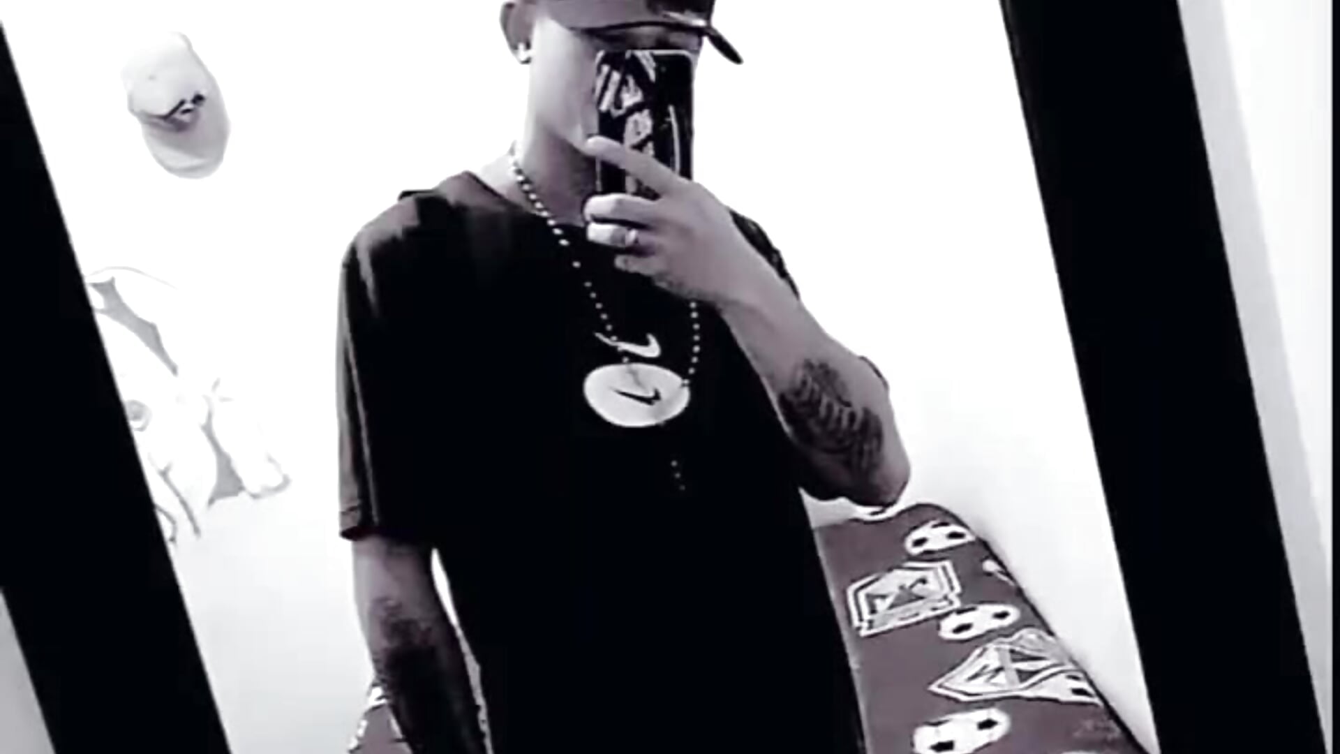 1000005955 - video by Loquendo2201 cam model