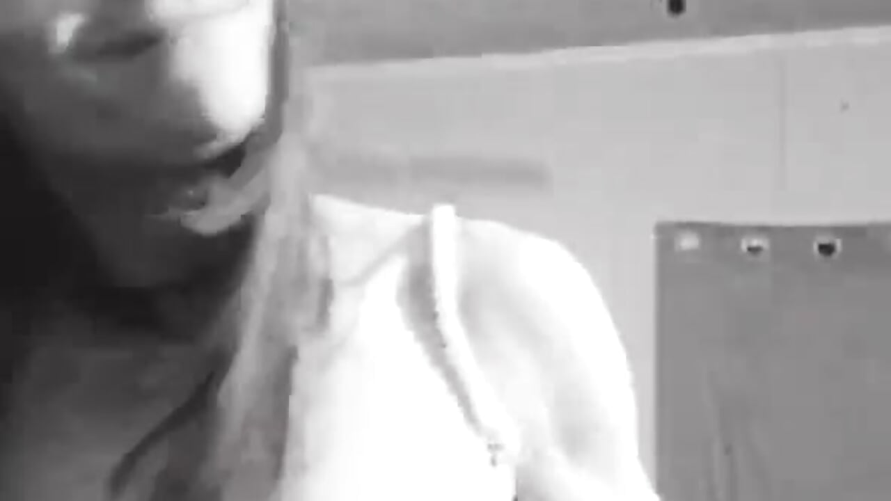 I'm a problem...💃❤️😉👀👀👀💋🔥4sho...😜😍 - video by THATgirlUwont4get cam model