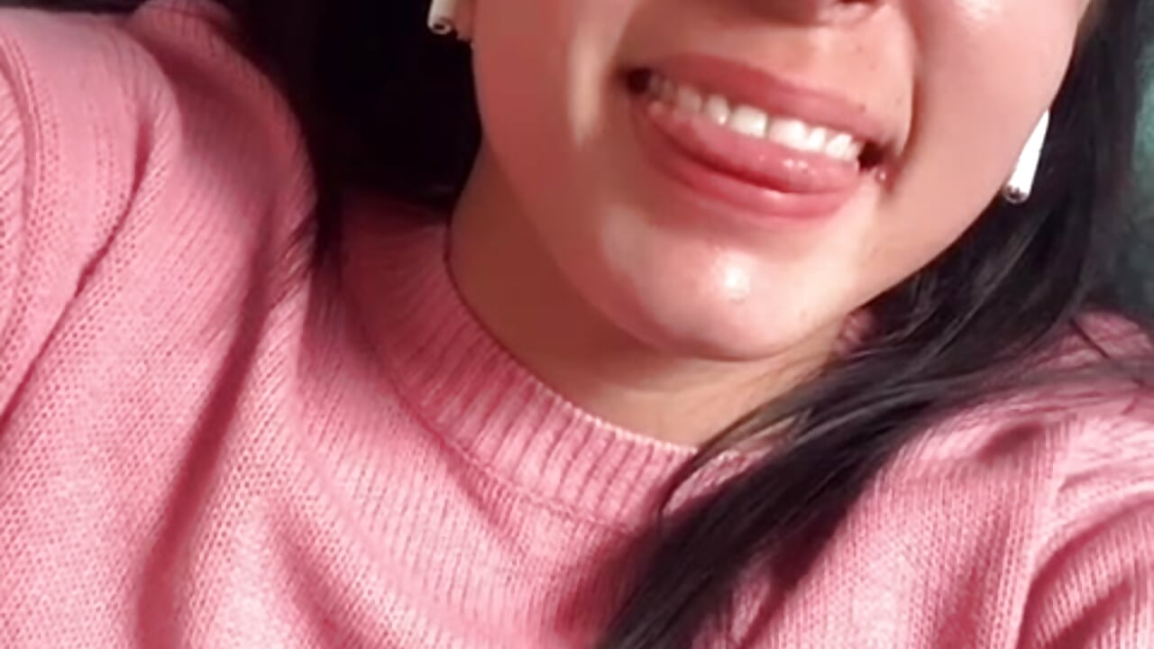 🫶🏻 - video by hillary_chen cam model