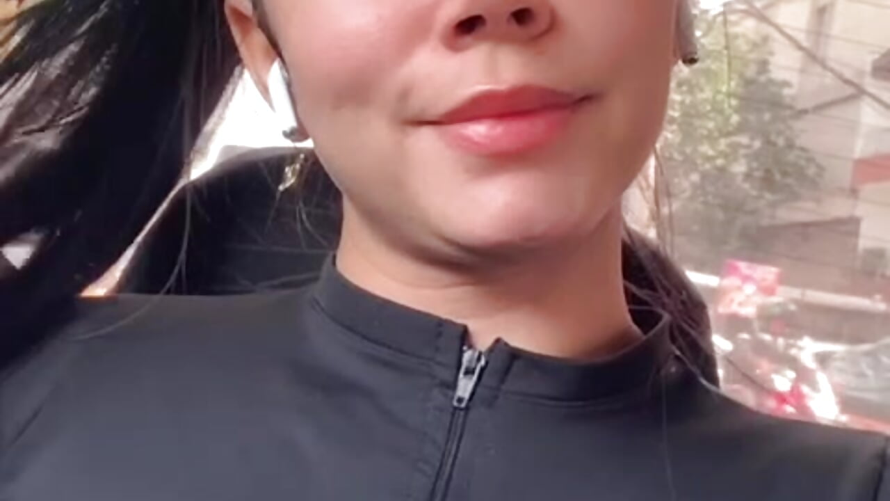 Shopping - video by hillary_chen cam model