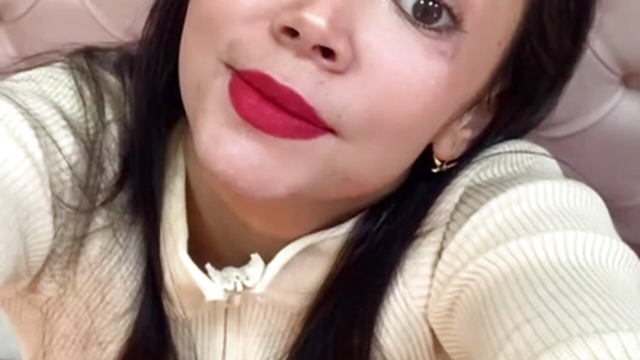 😉 - video by hillary_chen cam model