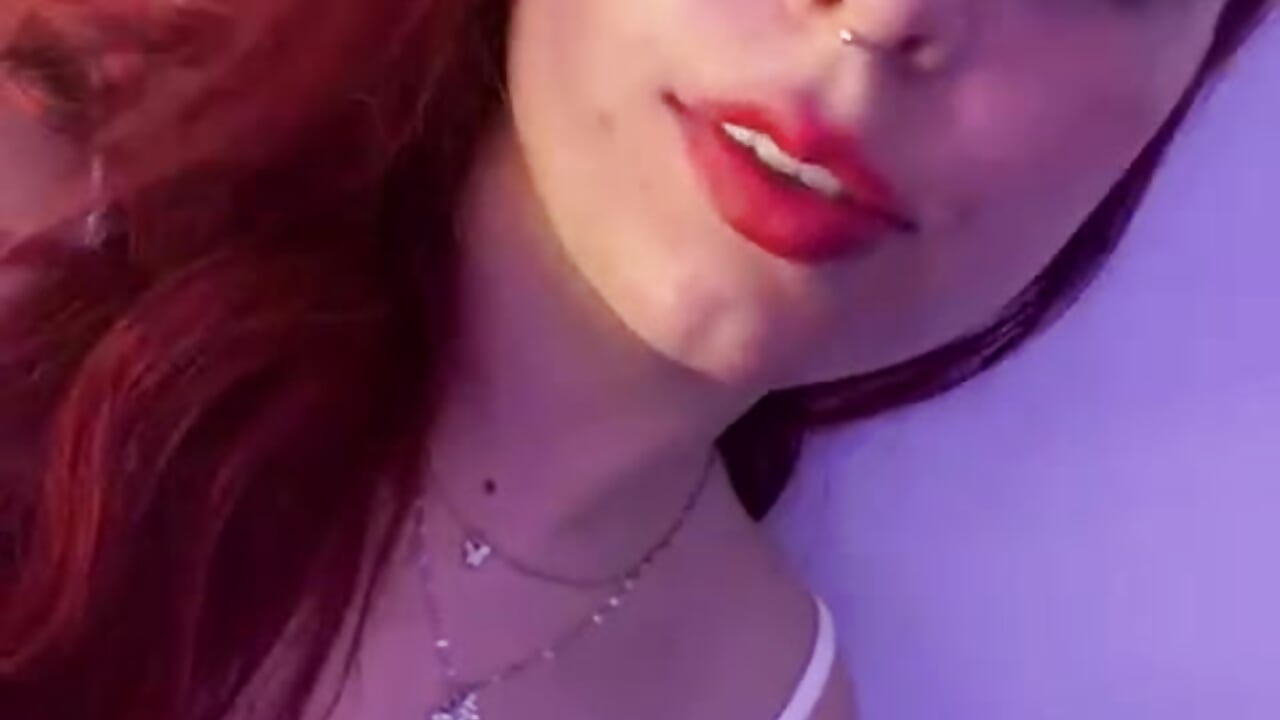 ♥ - video by Blair_red_ cam model