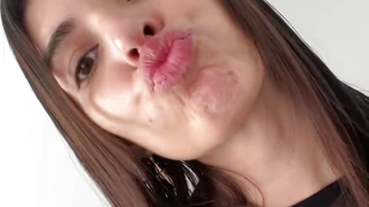 🌸🪷 - video by hailey_hadid cam model