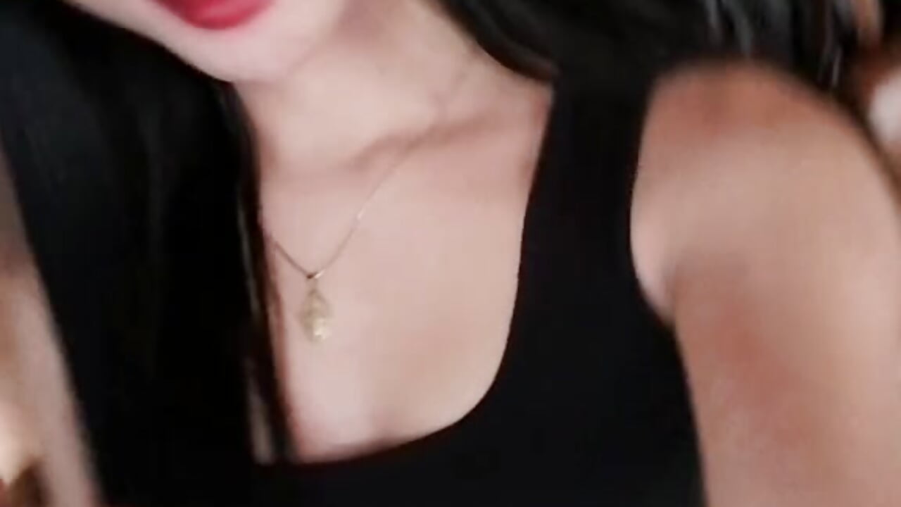 2023-10-30-144330951 - video by HotCum_Anna cam model